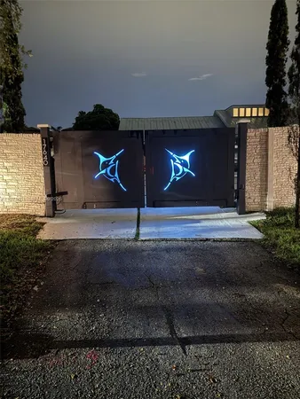 $2,399,000 | 17640 Old Cutler Road, Palmetto Bay, FL 33157