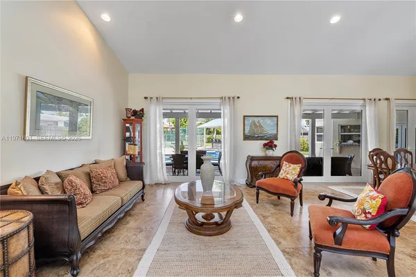 $2,399,000 | 17640 Old Cutler Road, Palmetto Bay, FL 33157