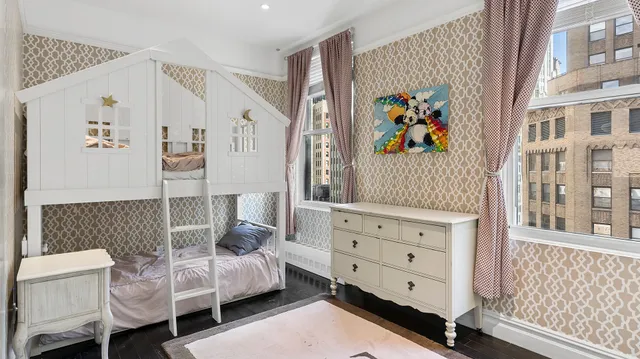 $8,250,000 | 26 Beaver Street, Unit 1718 | Financial District