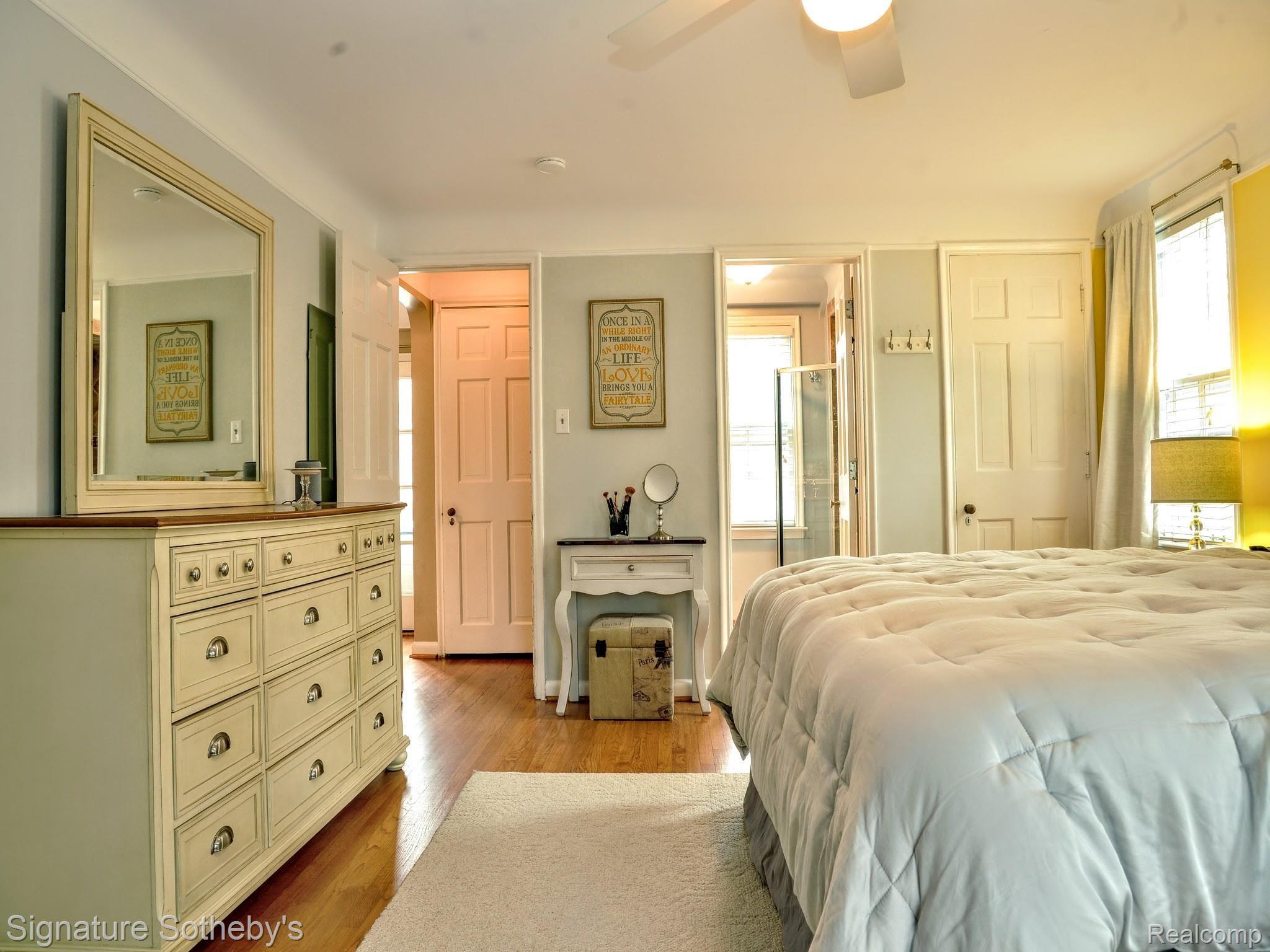 1134 Harvard Road Grosse Pointe, MI 48230 - Photo 14 of 33 Master Bedroom