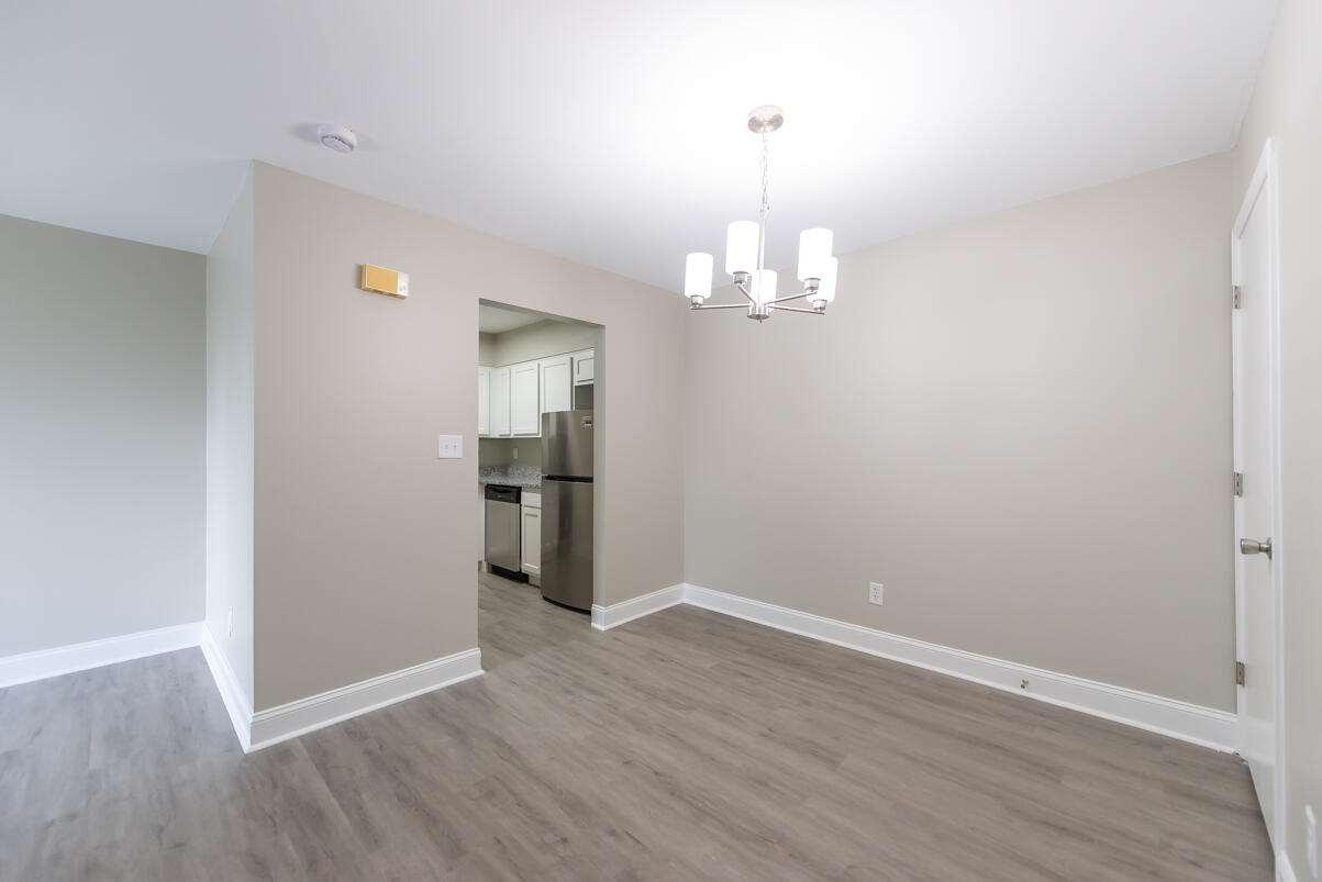 1036 Armstrong Mill Road, Unit D Lexington, KY 40517 - Photo 8 of 30 1036Brooker-25