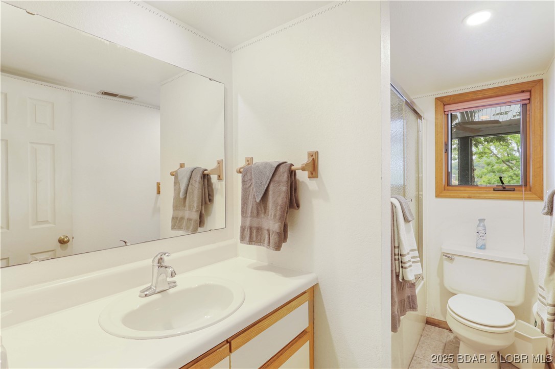 30895 Berry Road Stover, MO 65078 - Photo 28 of 47 Third Full bath