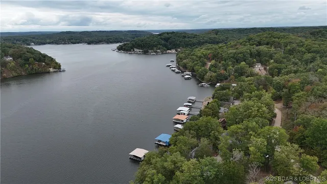 $584,000 | 30895 Berry Road, Stover, MO 65078