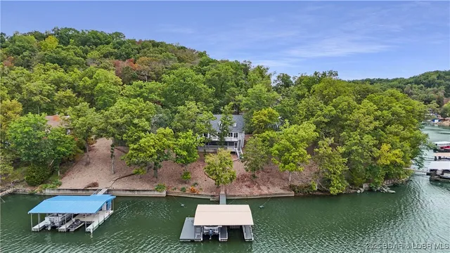 $584,000 | 30895 Berry Road, Stover, MO 65078