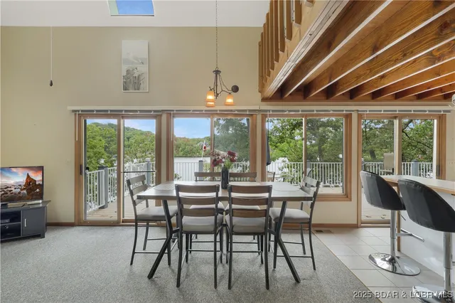 $584,000 | 30895 Berry Road, Stover, MO 65078