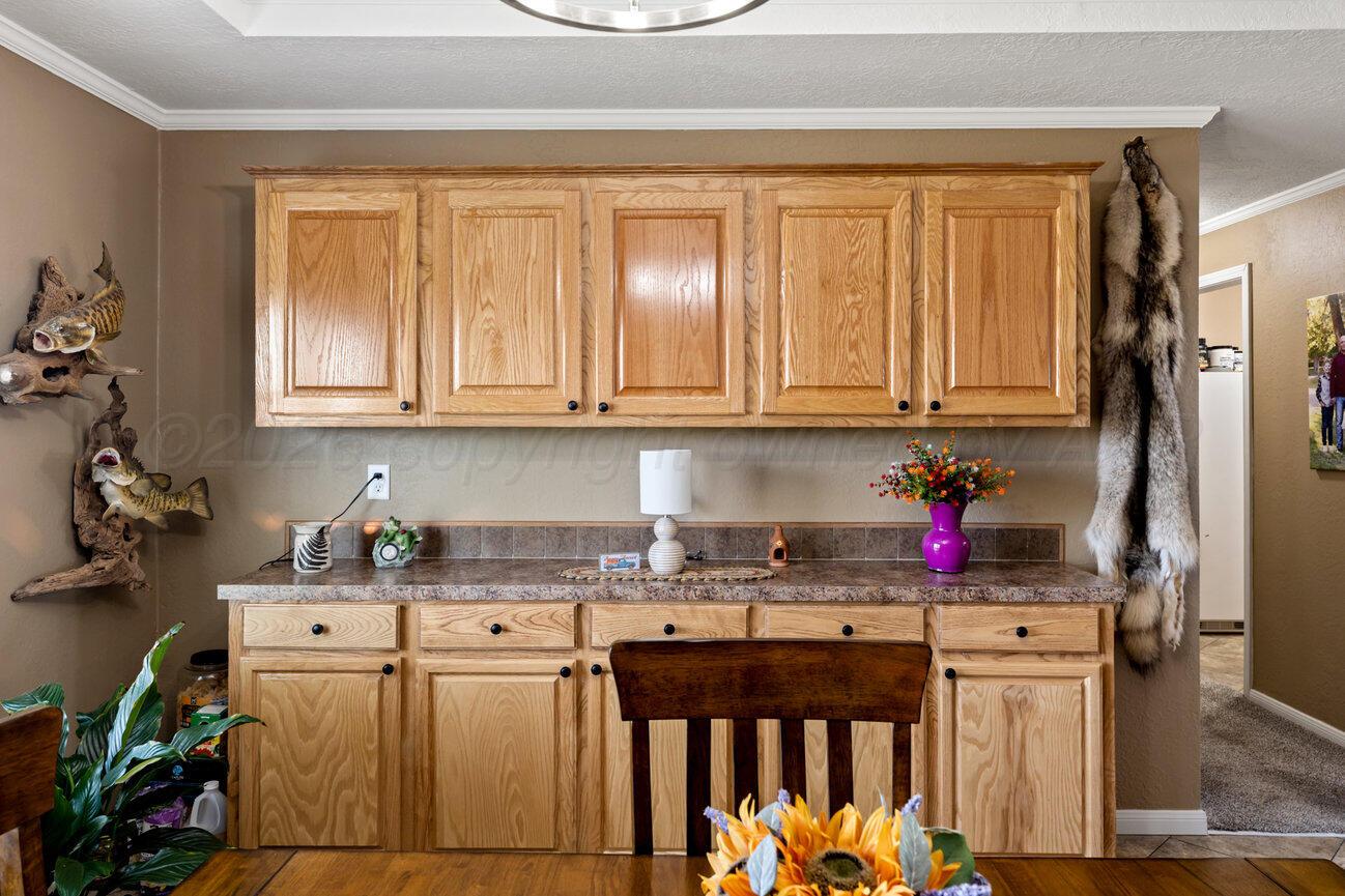 505 Branch Road Fritch, TX 79036 - Photo 13 of 50 Dining-4