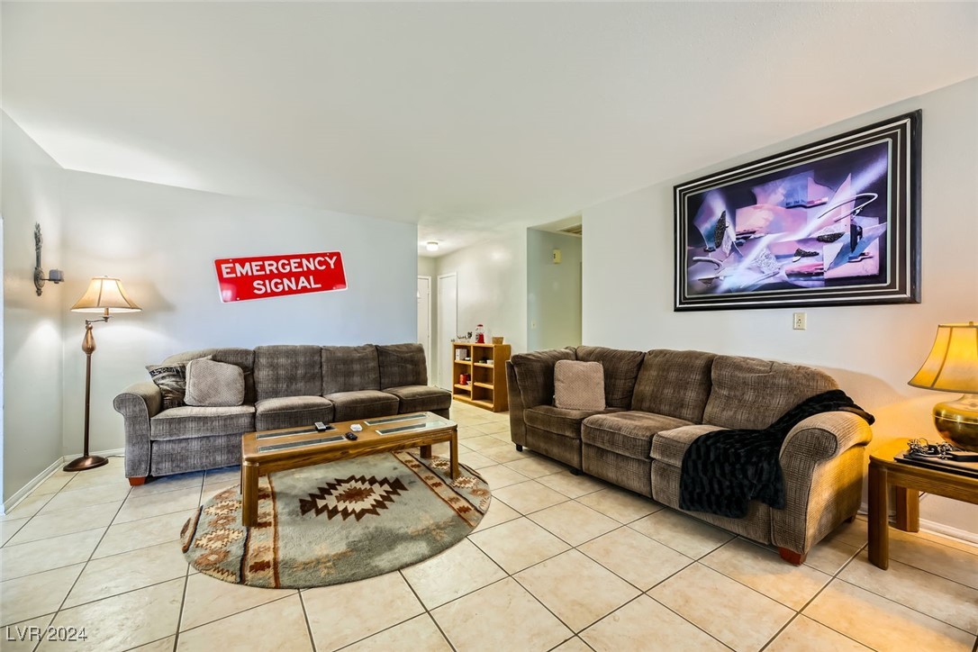 3701 Lincoln Road Las Vegas, NV 89115 - Photo 9 of 52