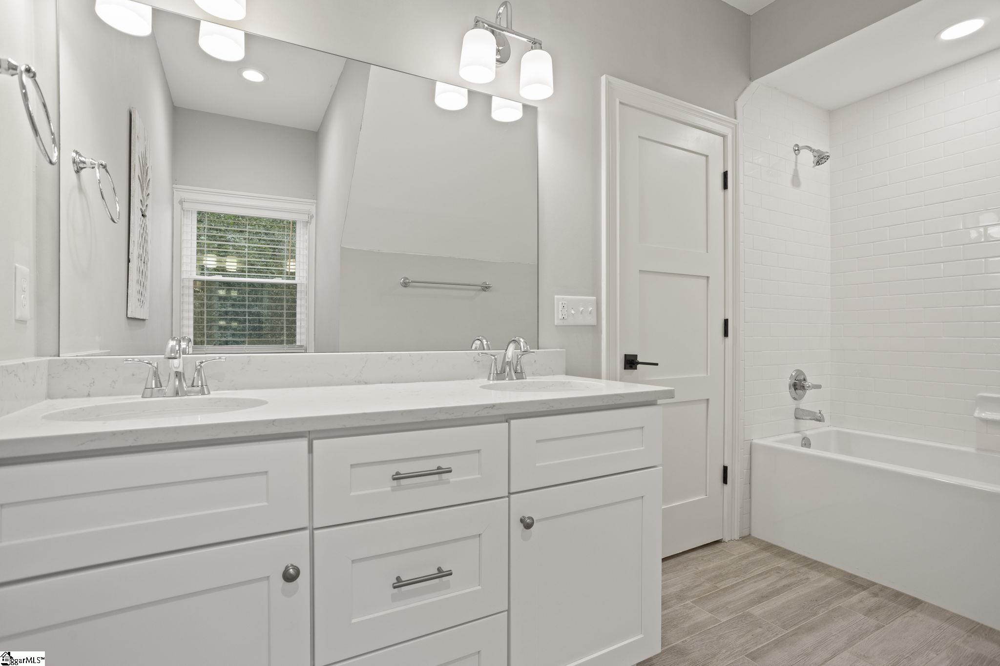 482 Old Rockhouse Road Greenville, SC 29609 - Photo 32 of 48