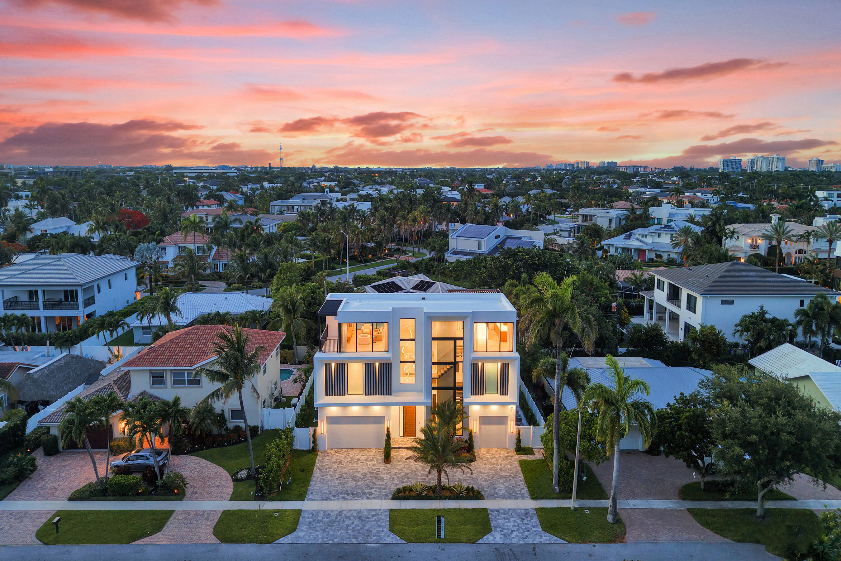 365 Northeast 3rd Street Boca Raton, FL 33432 - Photo 42 of 45 DJI_20260608202806_0026_D