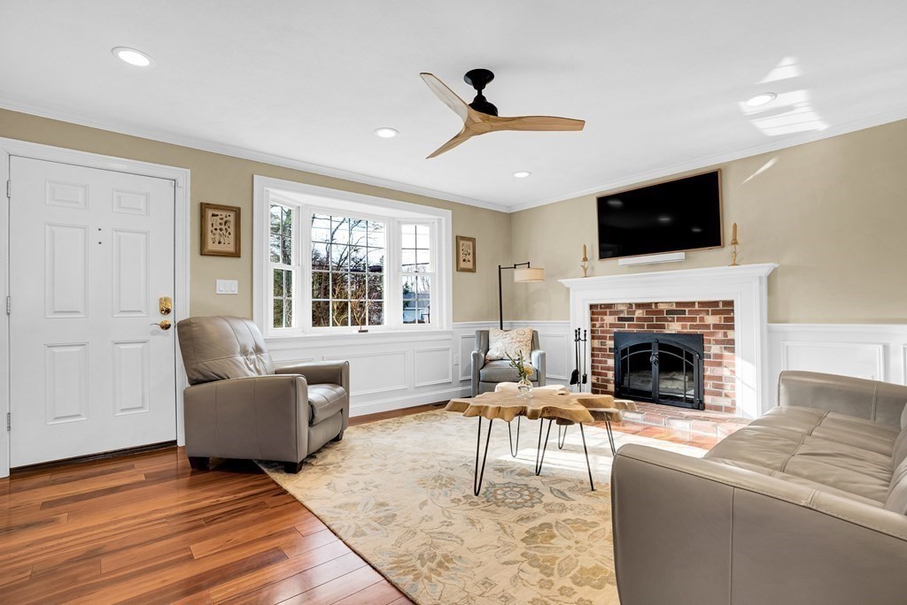 4 Myrtle Street Mendon, MA 01756 - Photo 12 of 41 Gallery Image 12