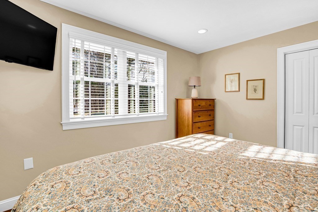 4 Myrtle Street Mendon, MA 01756 - Photo 26 of 41 Gallery Image 26