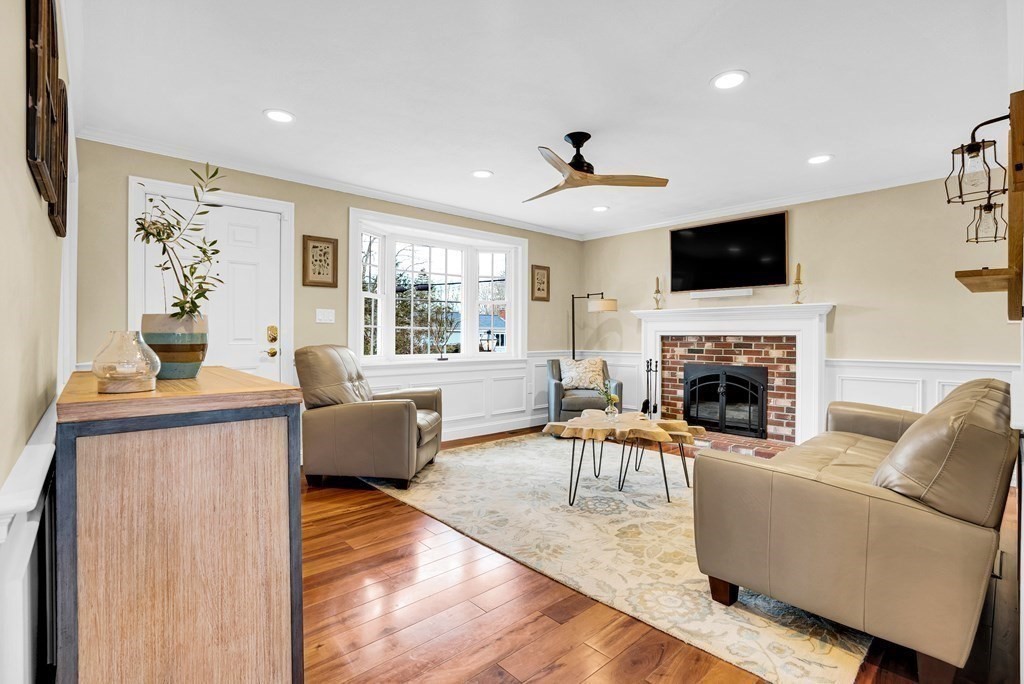4 Myrtle Street Mendon, MA 01756 - Photo 6 of 41 Gallery Image 6