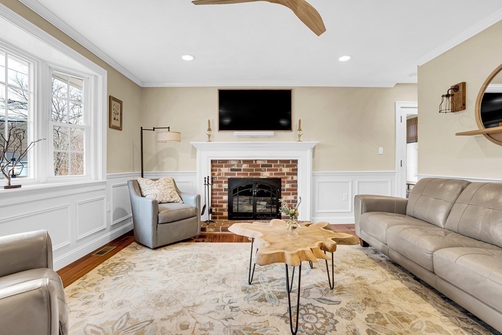 4 Myrtle Street Mendon, MA 01756 - Photo 7 of 41 Gallery Image 7