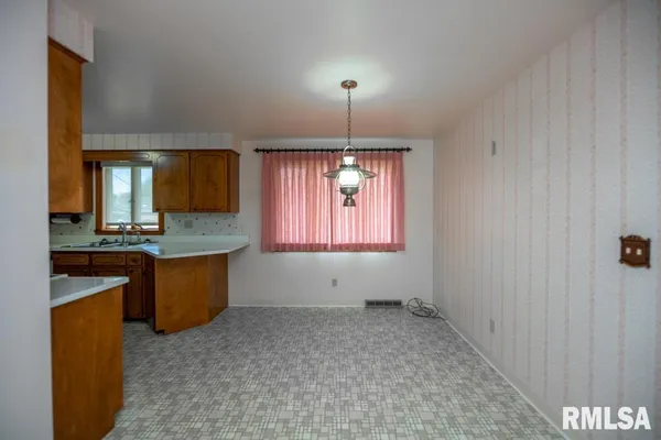 $199,900 | 440 East Fernwood Street, Morton, IL 61550