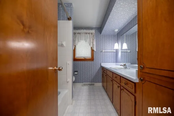 $199,900 | 440 East Fernwood Street, Morton, IL 61550