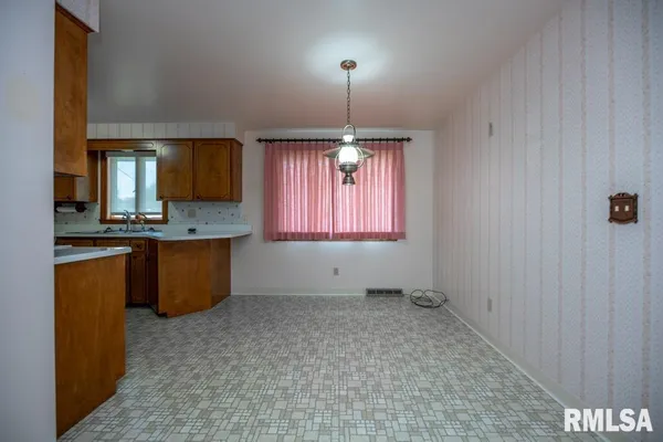 $199,900 | 440 East Fernwood Street, Morton, IL 61550