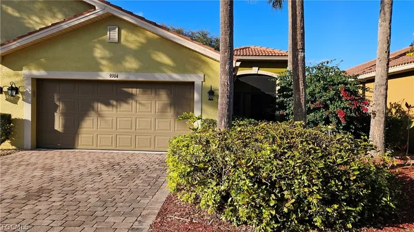 $220,000 | 9304 Aegean Circle, Lehigh Acres, FL 33936