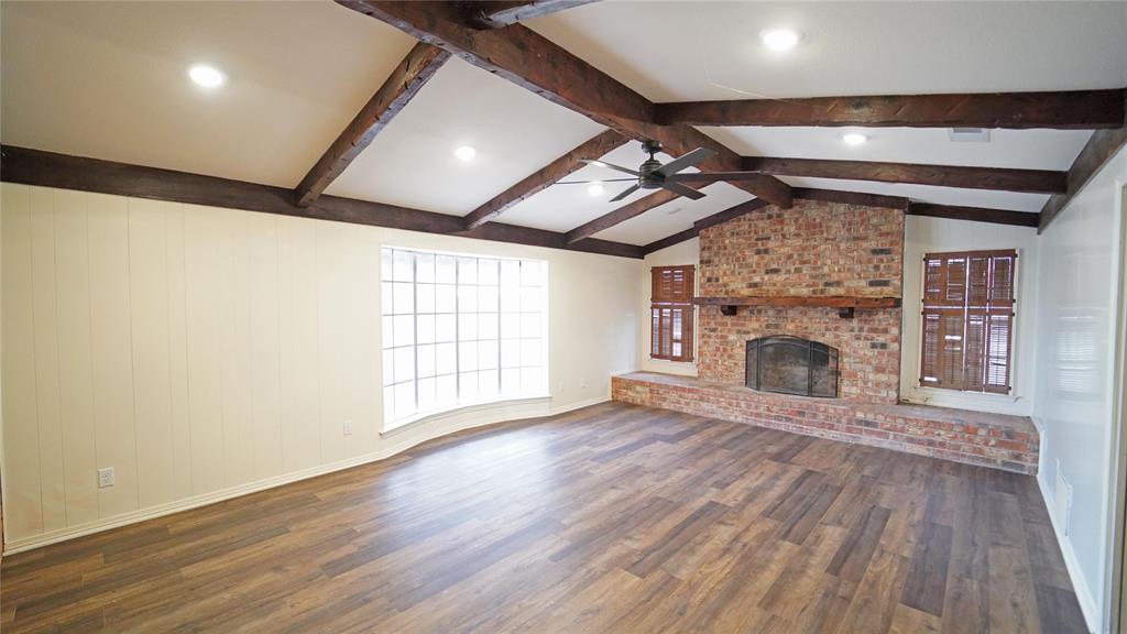 7851 North Fm Road 51 Springtown, TX 76082 - Photo 3 of 16