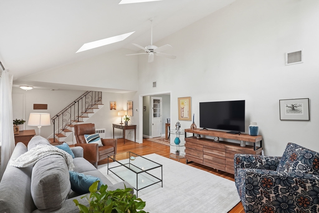 30 Roland Street Newton, MA 02461 - Photo 6 of 34 Gallery Image 6