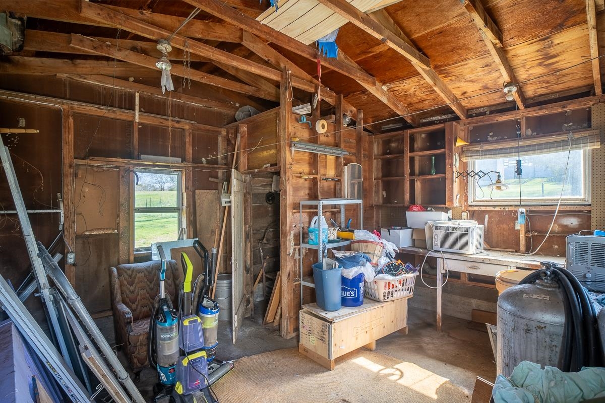 133 West Springbrook Road Broadway, VA 22815 - Photo 23 of 40