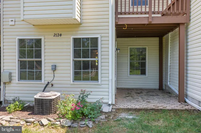 $2,900 | 2124 Millhaven Drive, Edgewater, MD 21037