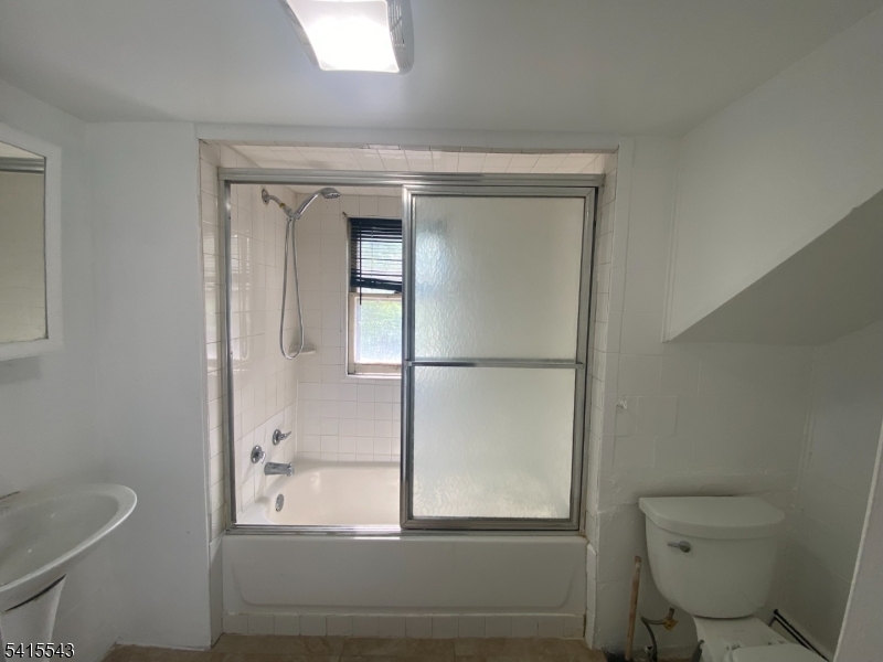 61 Highland Street Paterson, NJ 07524 - Photo 11 of 13