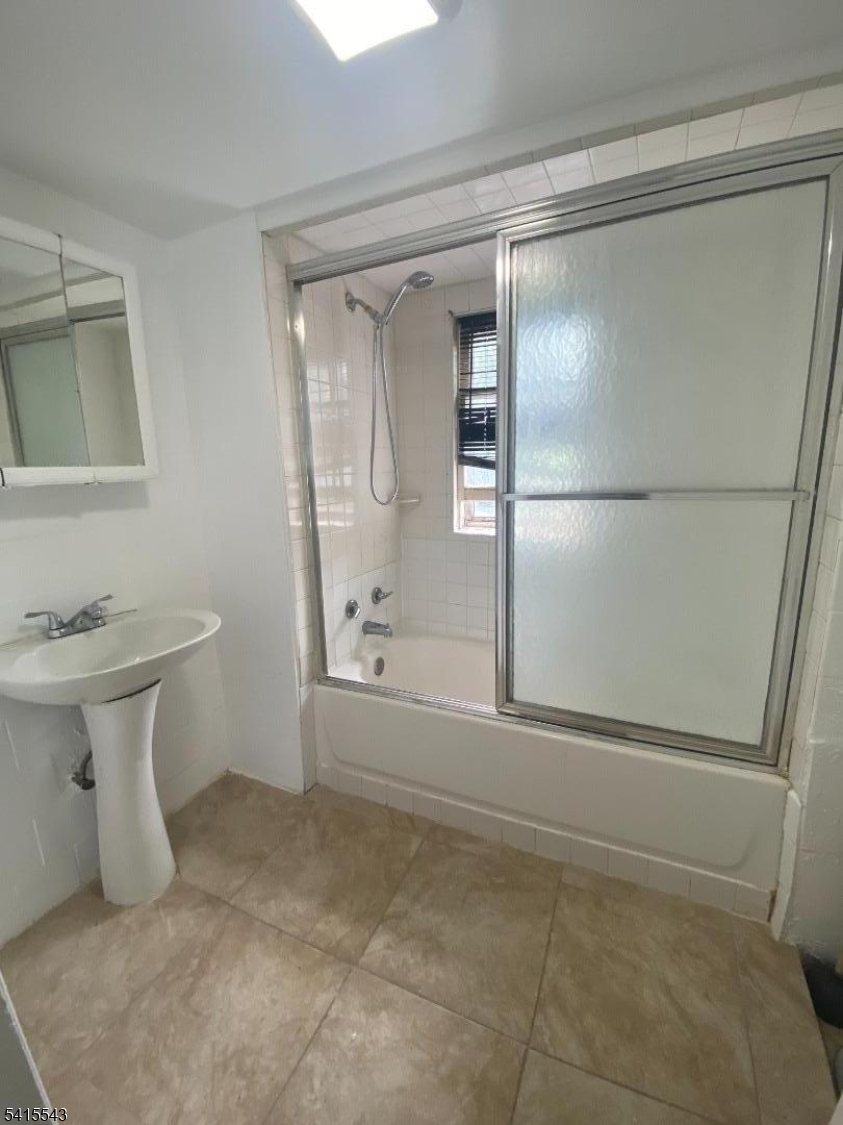 61 Highland Street Paterson, NJ 07524 - Photo 9 of 13