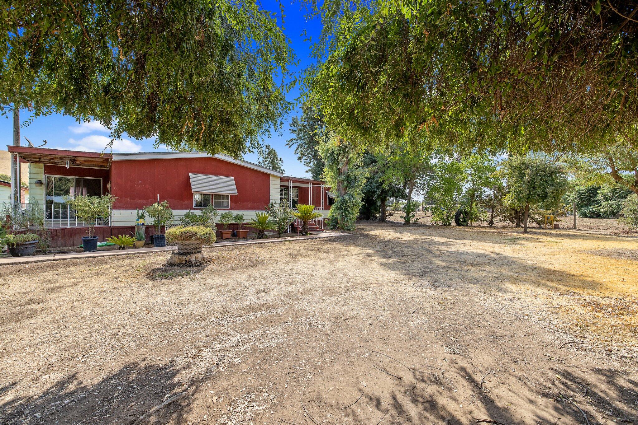 646 South Spruce Road Exeter, CA 93221 - Photo 13 of 67 33-web-or-mls-713A8417