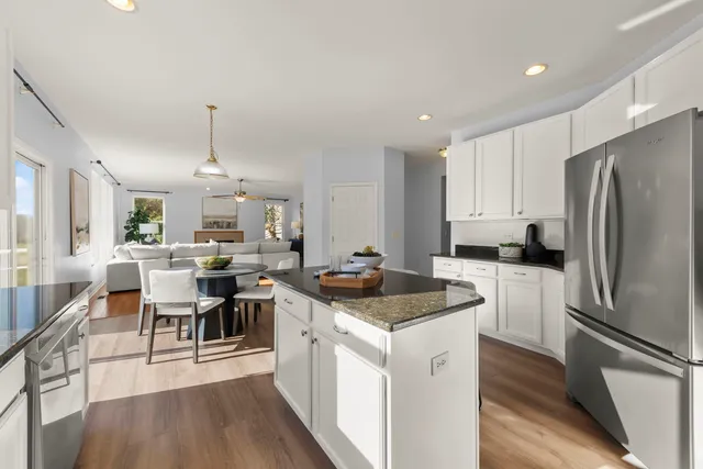 $745,000 | 5 Player Court, Bolingbrook, IL 60490