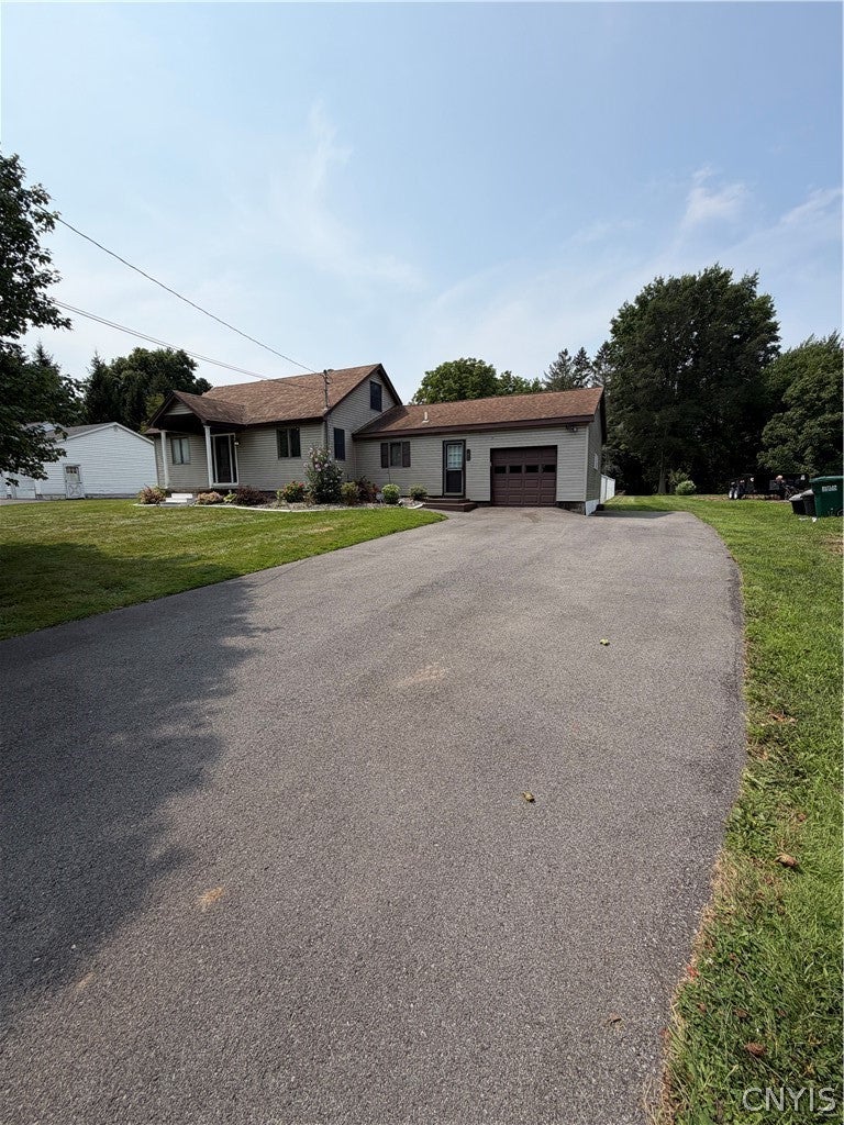 682 West River Road Oswego, NY 13126 - Photo 3 of 25 Gallery Image 3