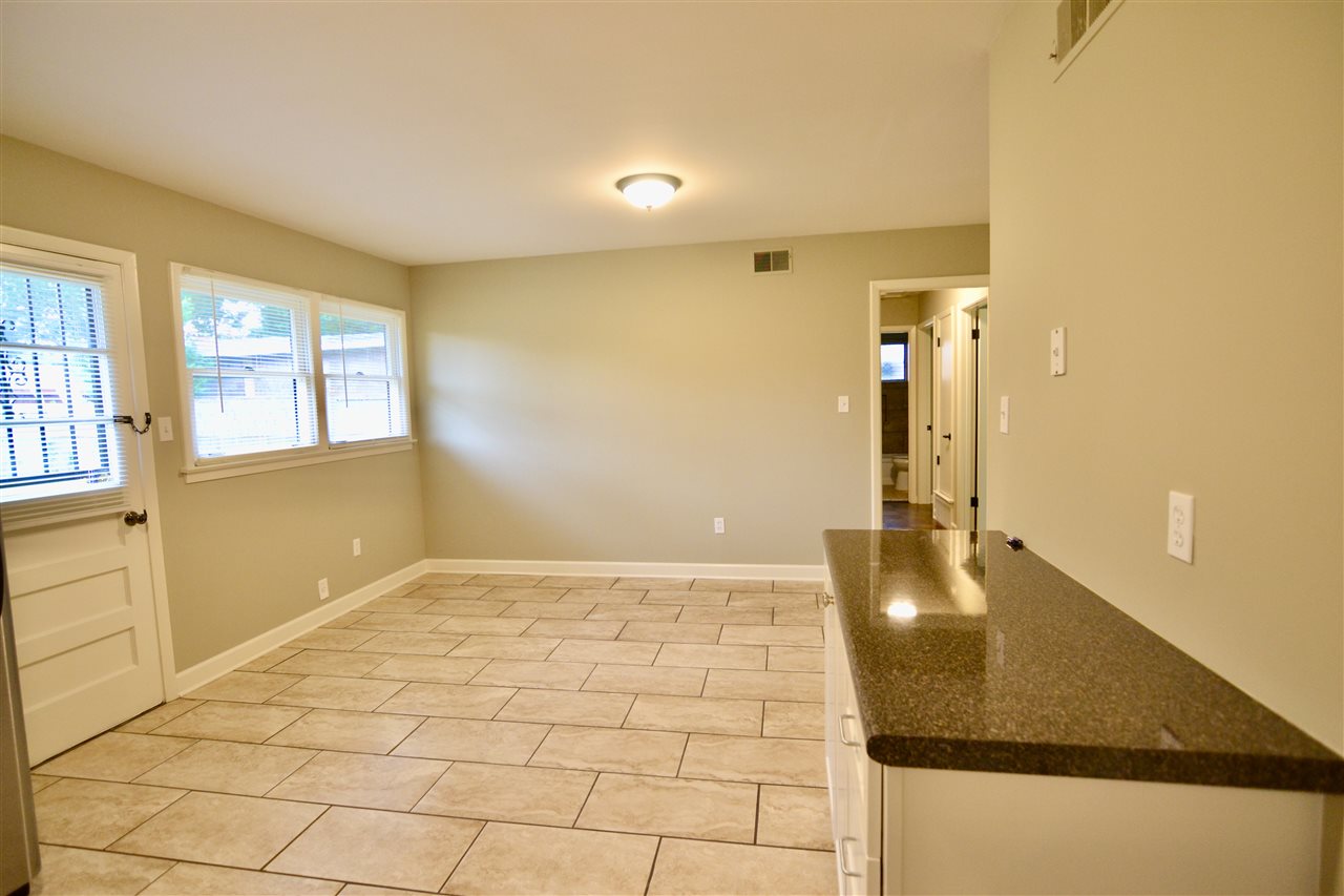 4512 Jamerson Road Memphis, TN 38122 - Photo 3 of 10