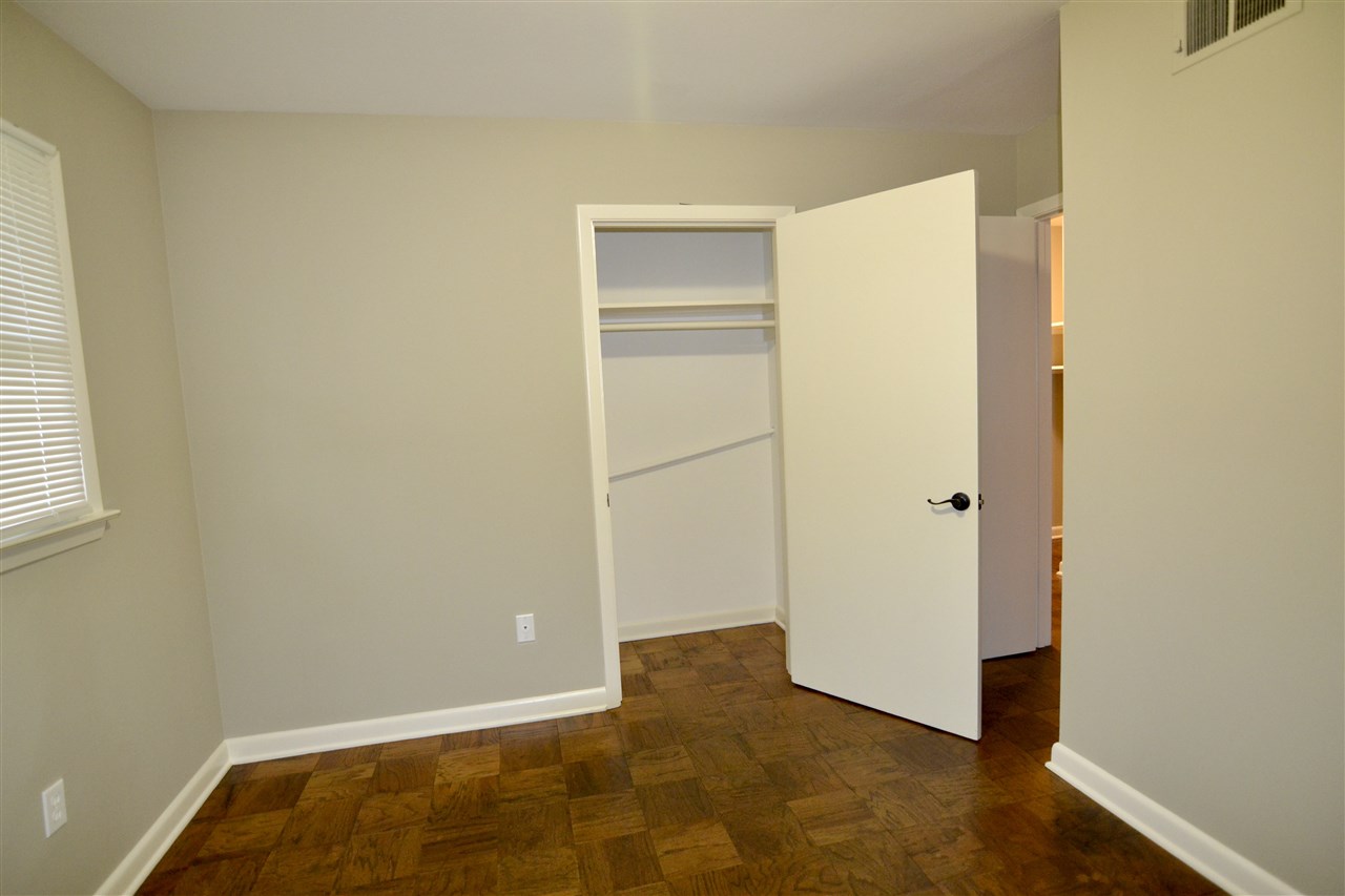 4512 Jamerson Road Memphis, TN 38122 - Photo 4 of 10