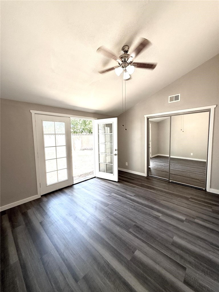 44251 Raysack Avenue Lancaster, CA 93535 - Photo 11 of 24 Master Bedroom