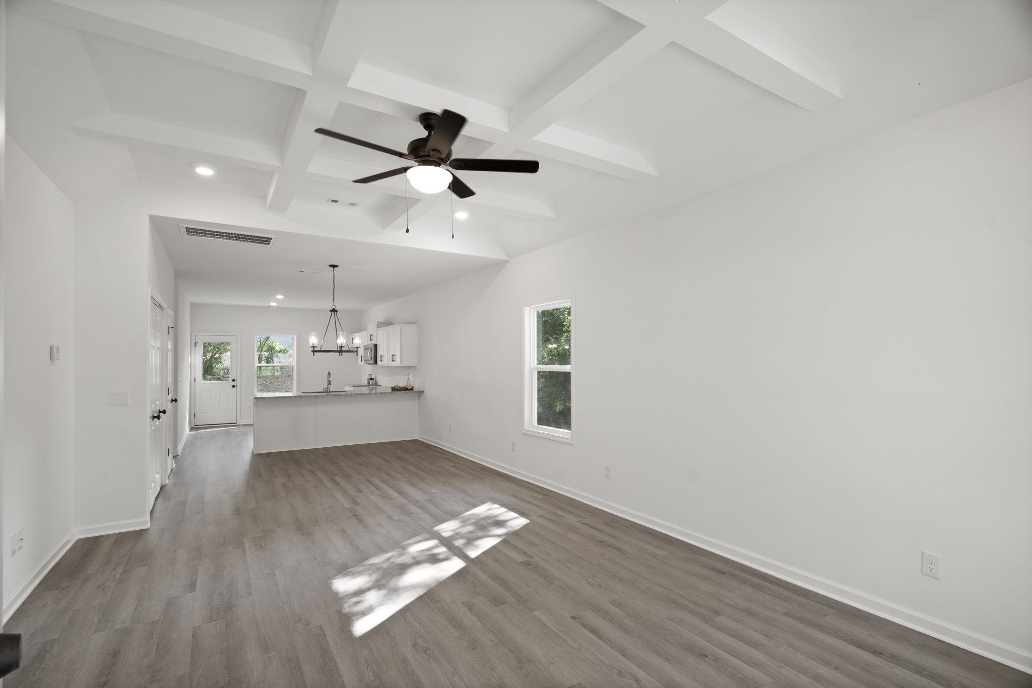 803 Poplar Avenue Springfield, TN 37172 - Photo 5 of 26 Gallery Image 5