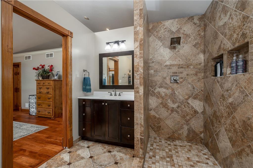 111 Pleasant Hill Road Harmony, PA 16037 - Photo 11 of 25 Gallery Image 11
