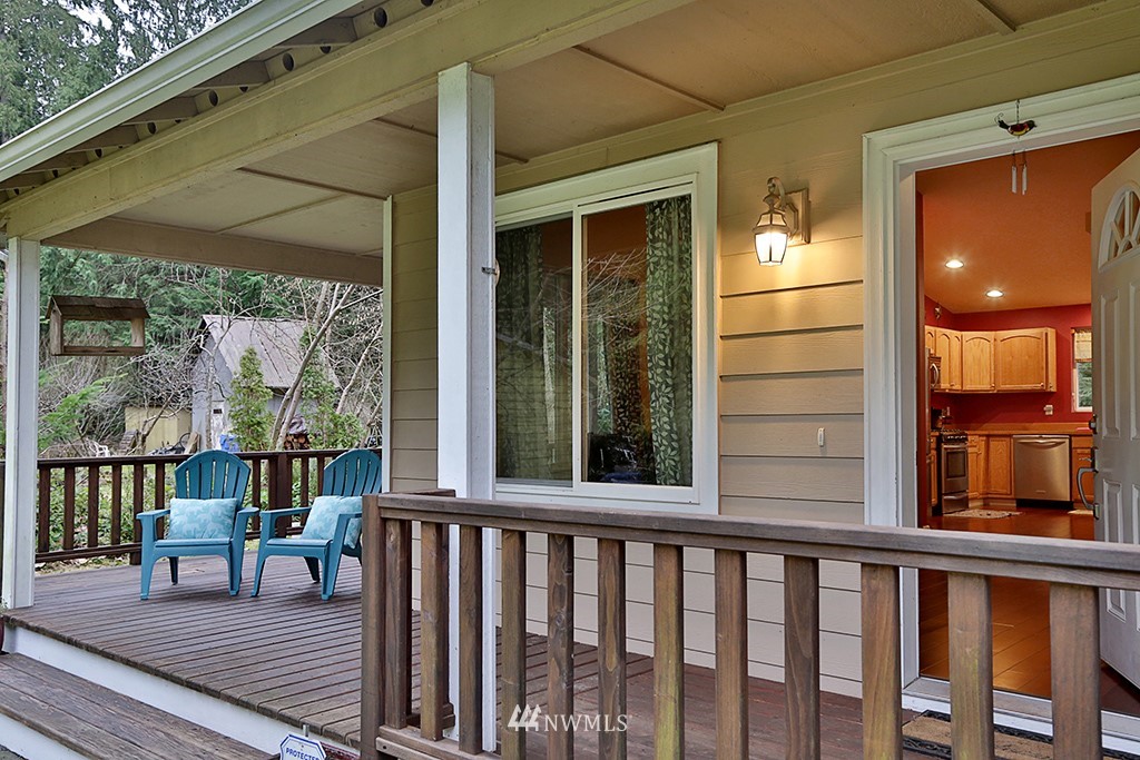4186 Timberline Road Clinton, WA 98236 - Photo 2 of 22 Gallery Image 2