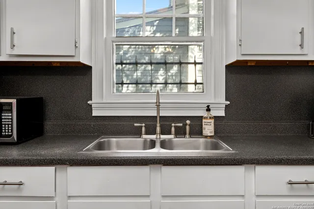 $415,000 | 118 Callaghan Avenue, San Antonio, TX 78210