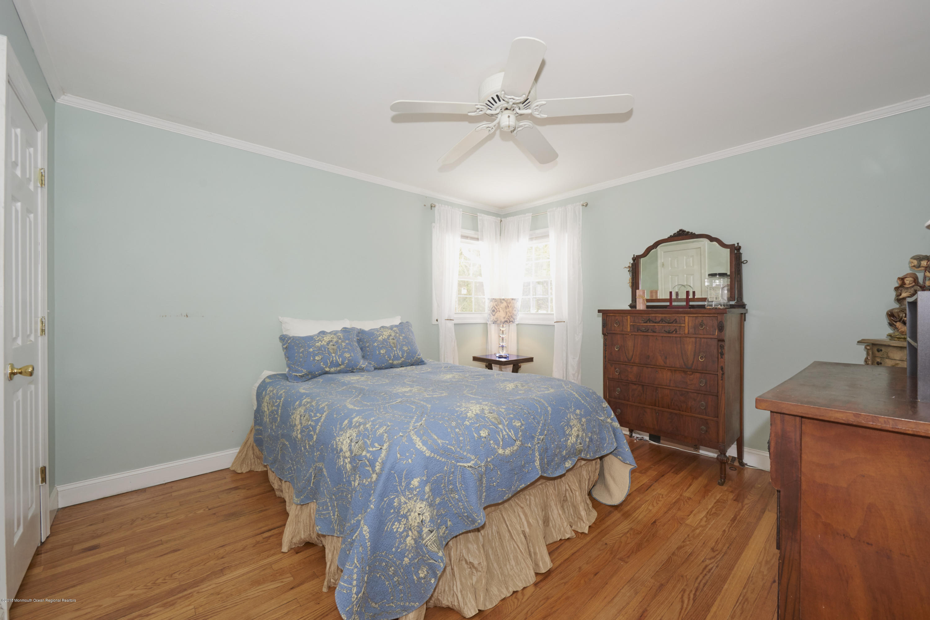 3 Lone Oak Road Middletown, NJ 07748 - Photo 17 of 23 Master Bedroom
