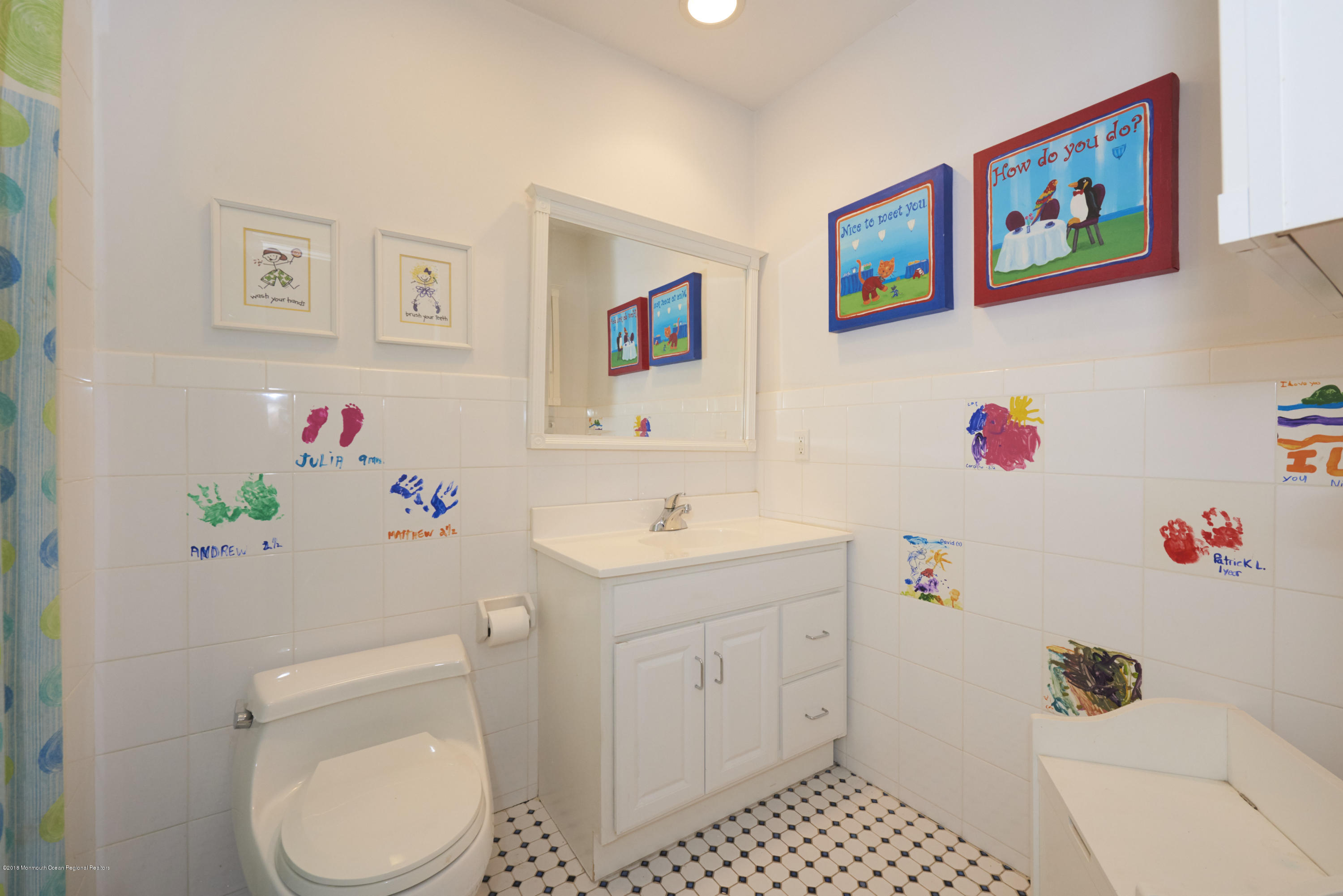 3 Lone Oak Road Middletown, NJ 07748 - Photo 23 of 23 Full Bathroom