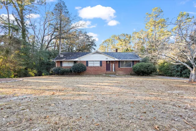 $350,000 | 105 Glenn Place, Aiken, SC 29803