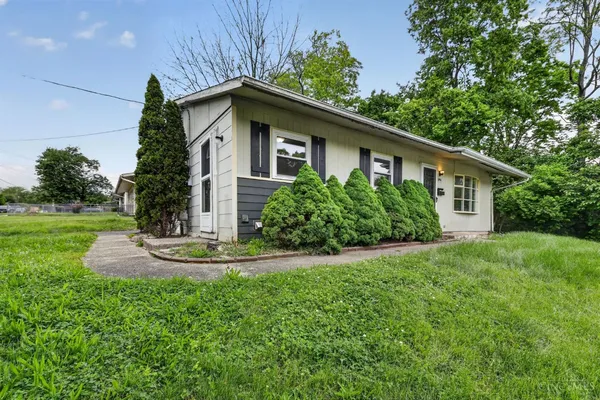 $144,900 | 2584 Wenning Road, Cincinnati, OH 45231