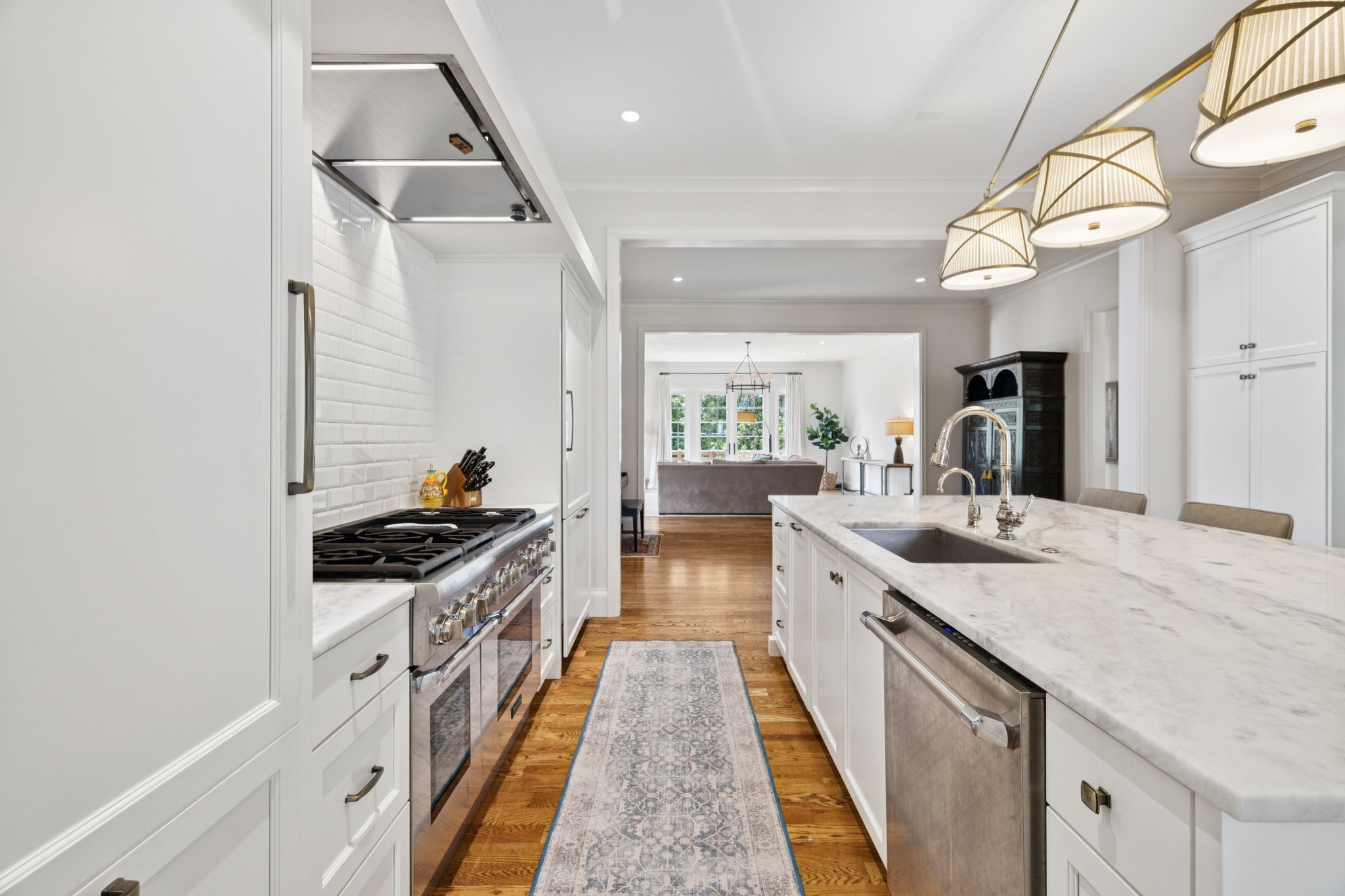 2401 Sterling Road Nashville, TN 37215 - Photo 33 of 92