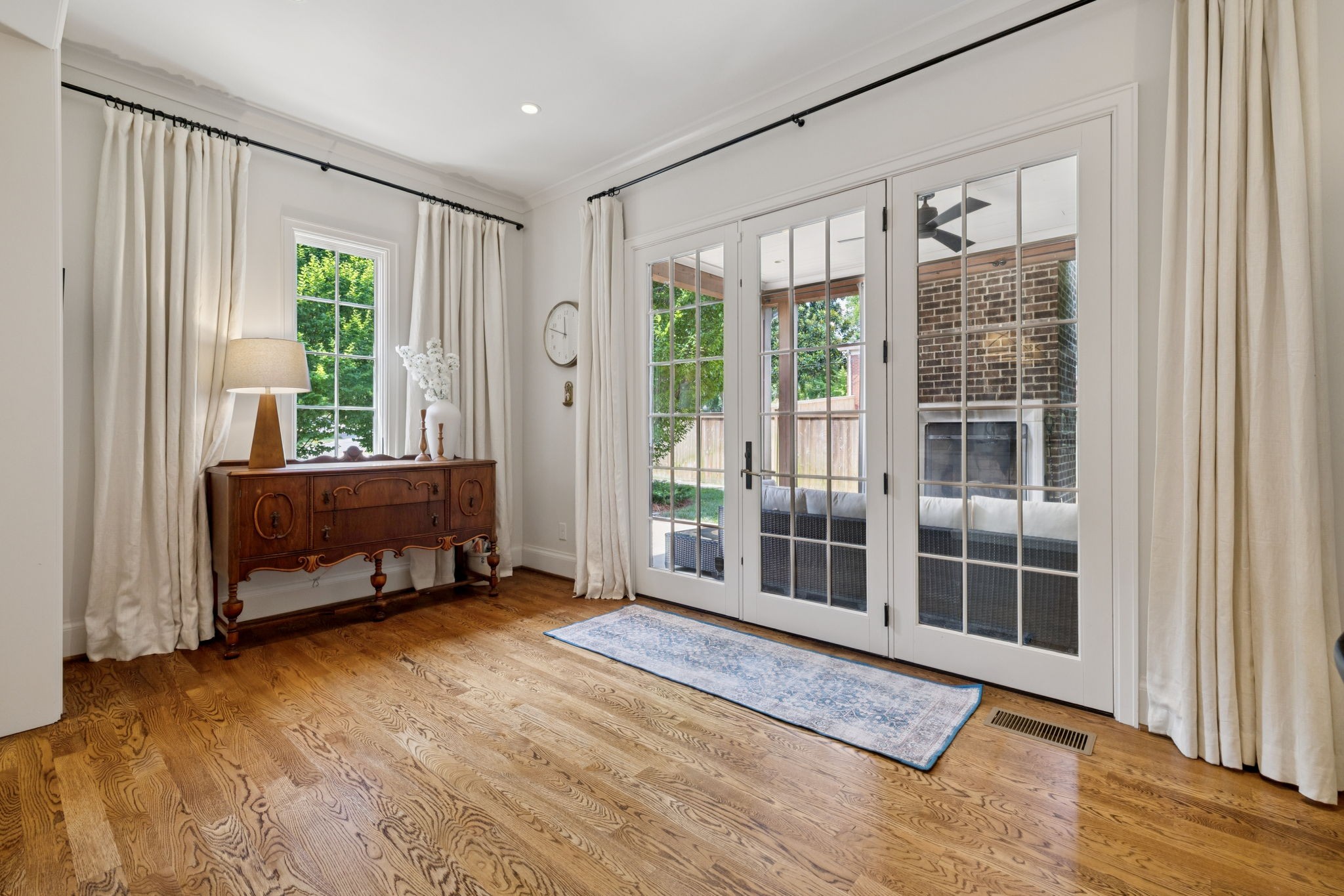 2401 Sterling Road Nashville, TN 37215 - Photo 39 of 92