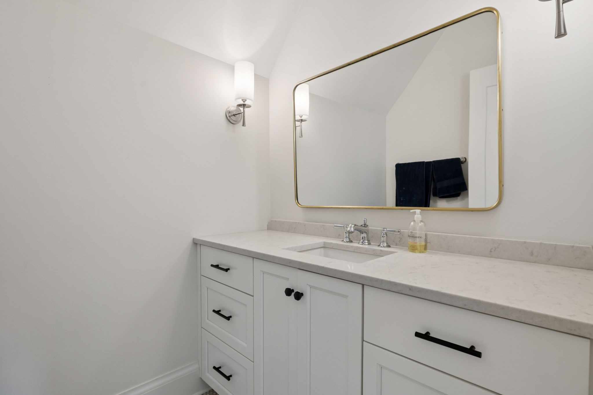 2401 Sterling Road Nashville, TN 37215 - Photo 70 of 92