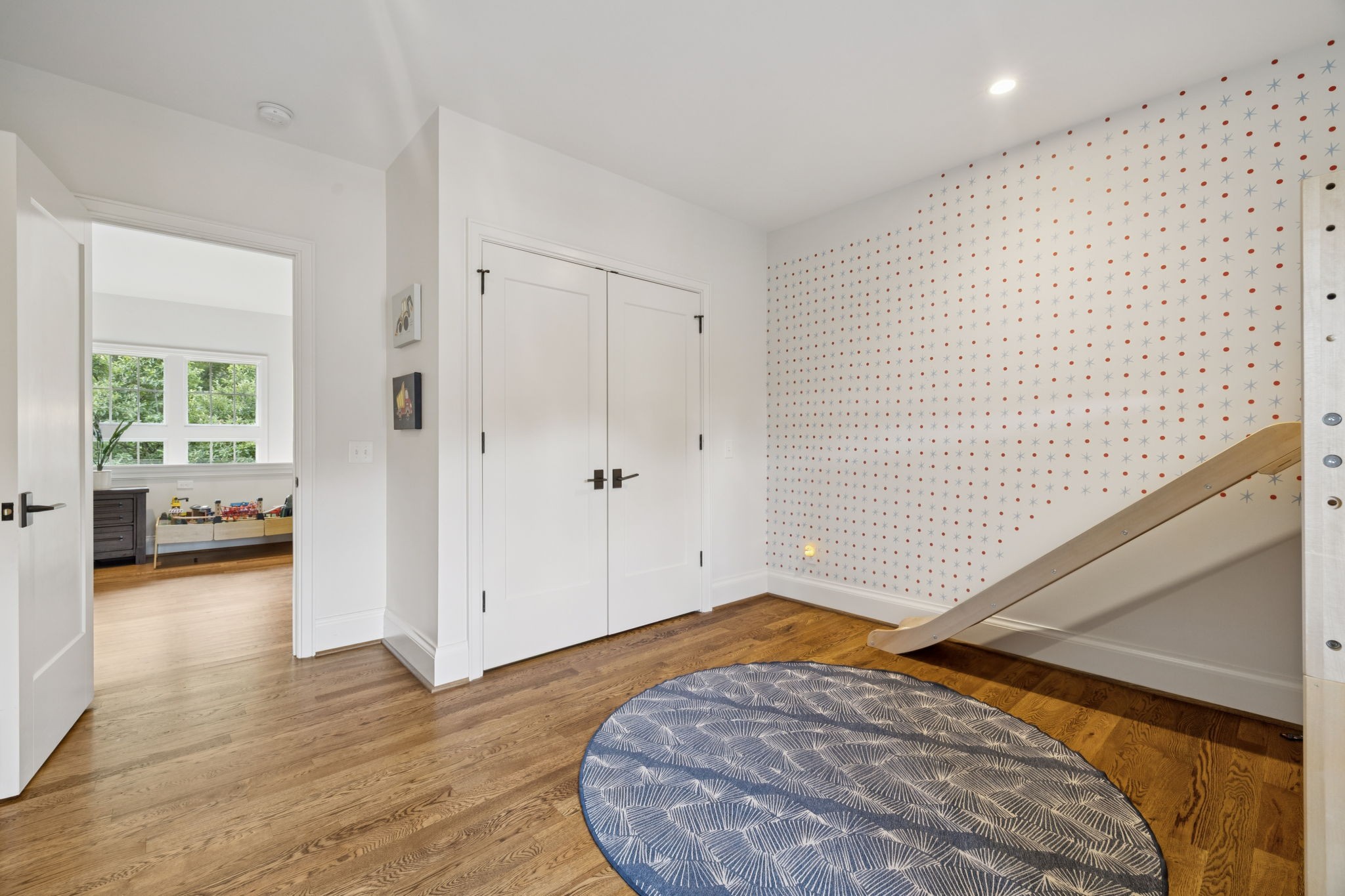 2401 Sterling Road Nashville, TN 37215 - Photo 76 of 92 a view of a livingroom with wooden floor