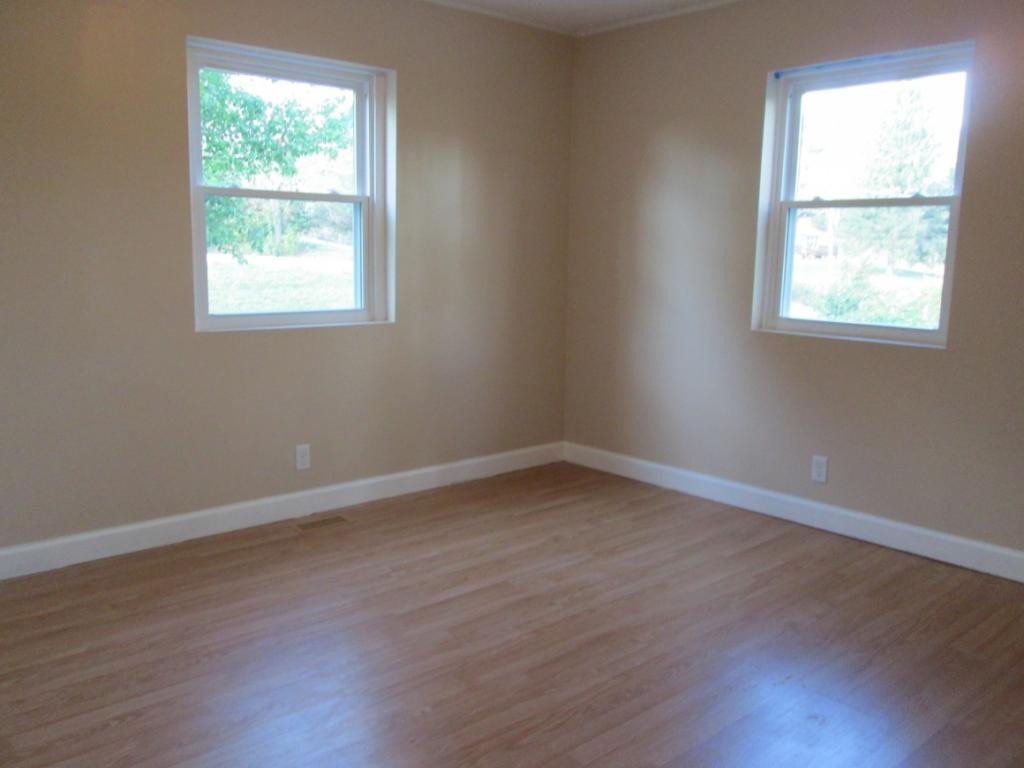 1176 Silver Grove Road Bluff City, TN 37618 - Photo 11 of 26 Bedroom 1