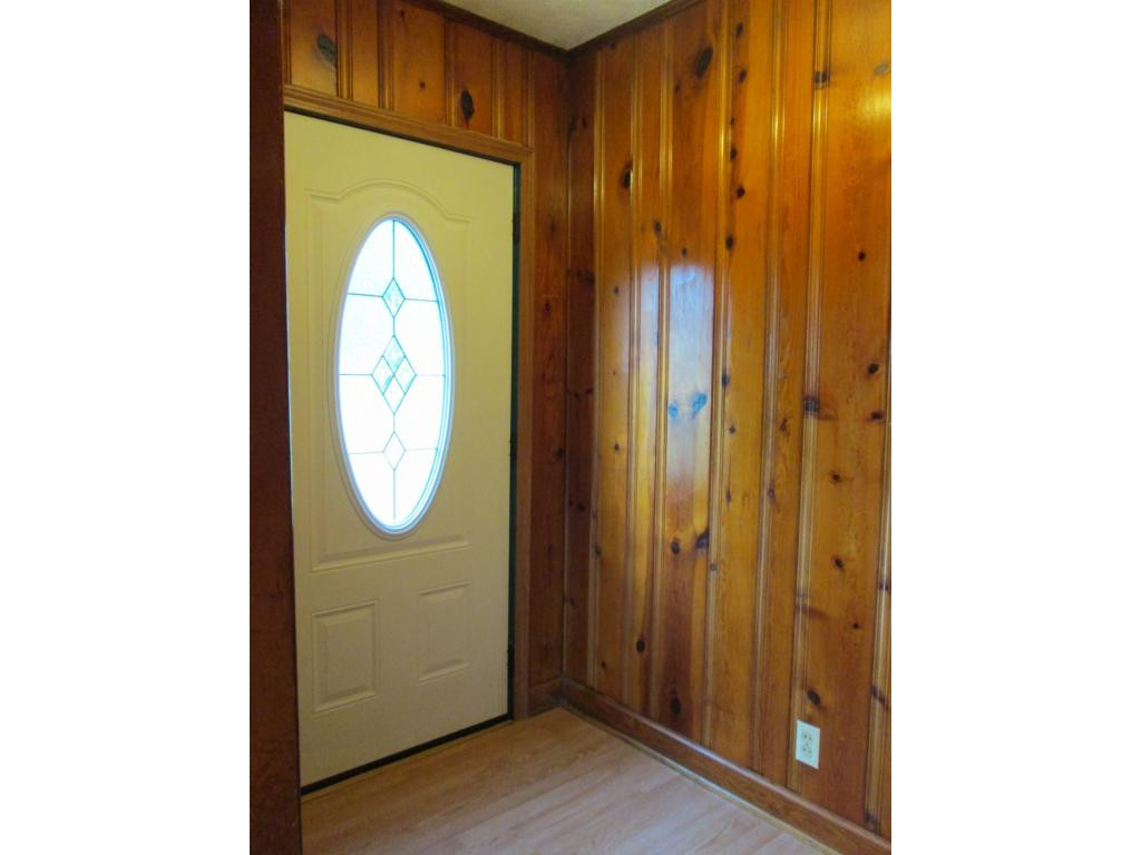 1176 Silver Grove Road Bluff City, TN 37618 - Photo 2 of 26 Entry