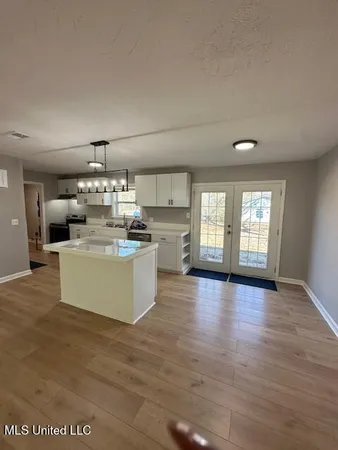 $199,900 | 221 Murphy Street, Pelahatchie, MS 39145