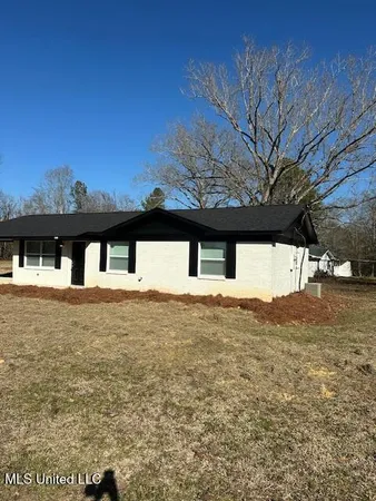 $199,900 | 221 Murphy Street, Pelahatchie, MS 39145