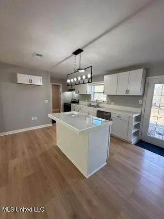 $199,900 | 221 Murphy Street, Pelahatchie, MS 39145